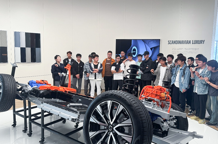 1713230615331086.jpg 24313.jpg