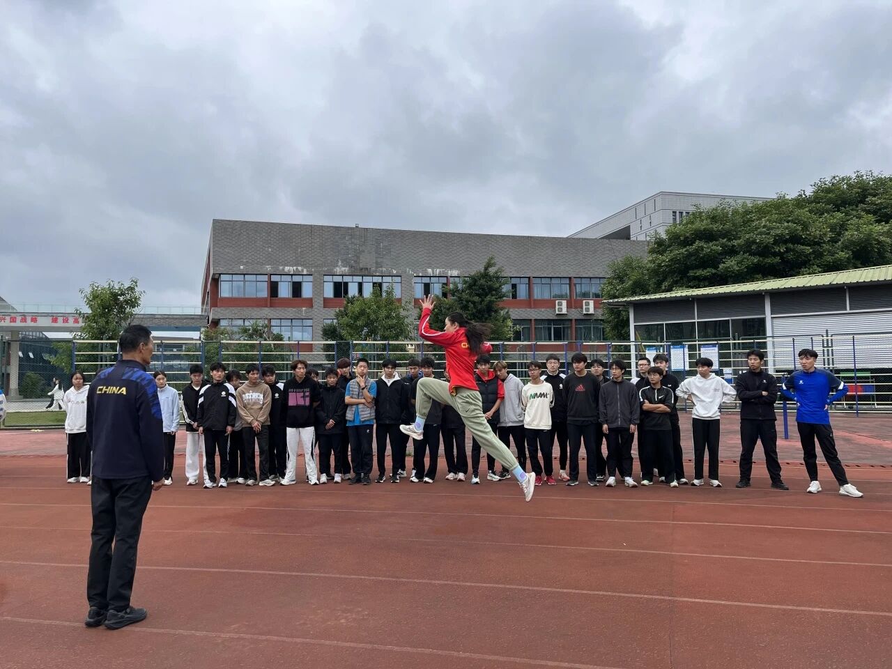 1761622462112226.jpg 1761622462112226.jpg